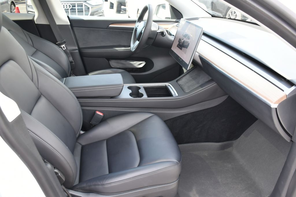 Thumbnail: 2023 Tesla Model Y - 26