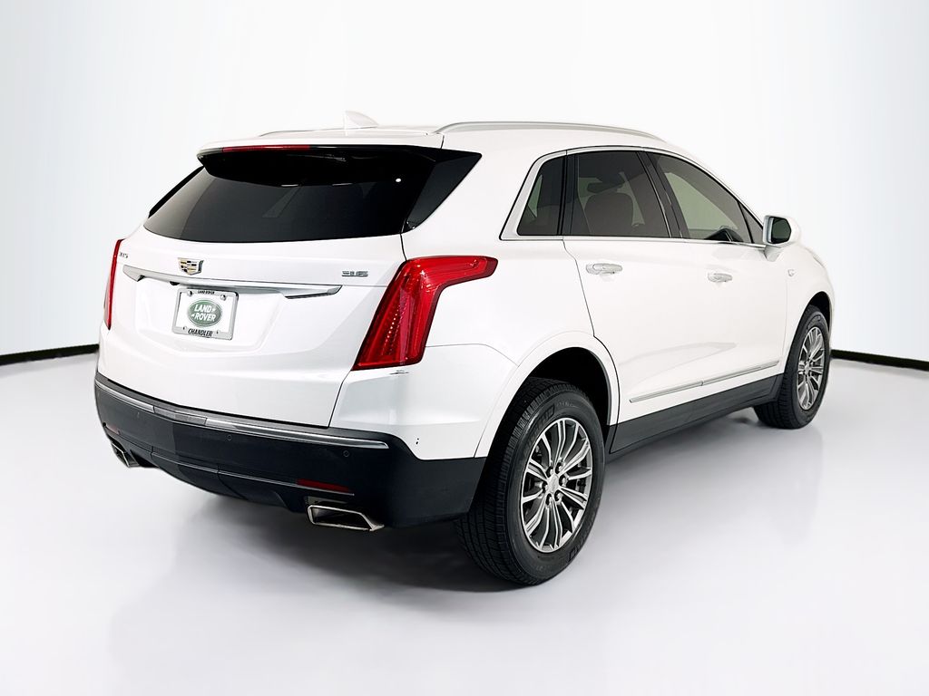 Thumbnail: 2019 Cadillac XT5 - 5