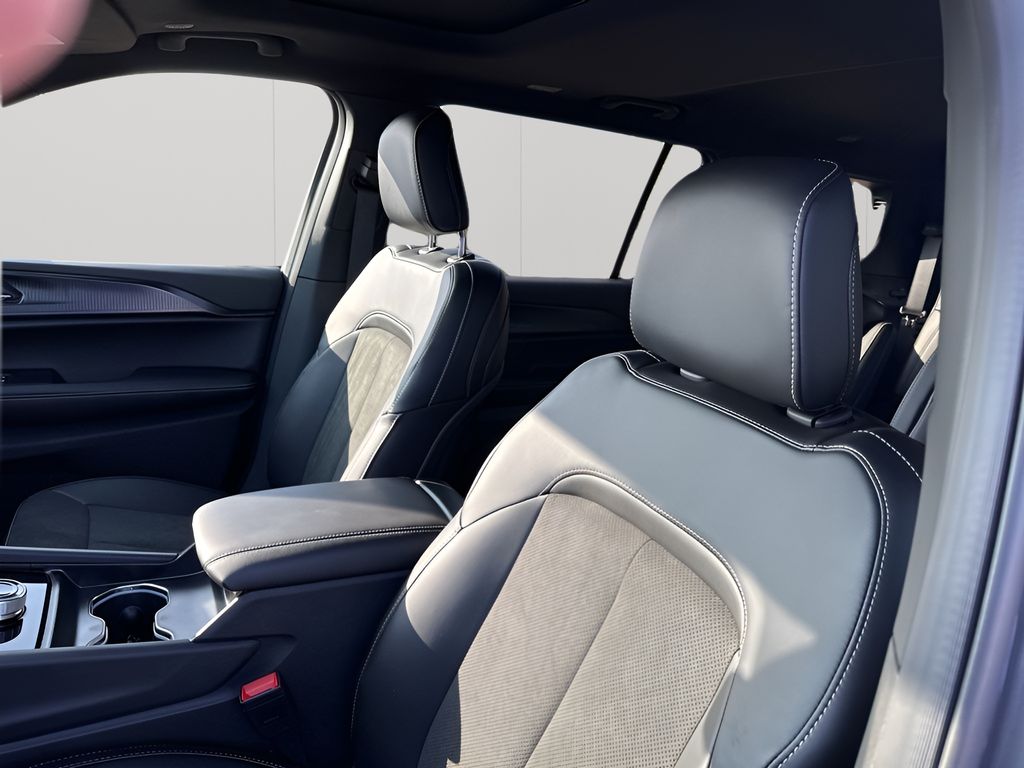 New Car 2025 Jeep Grand Cherokee L  For Sale Under $40,000 In Austin, Texas