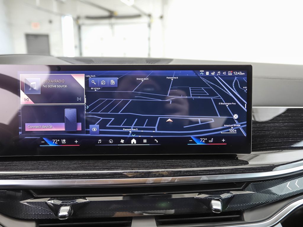 Thumbnail: 2026 BMW X5 - 15