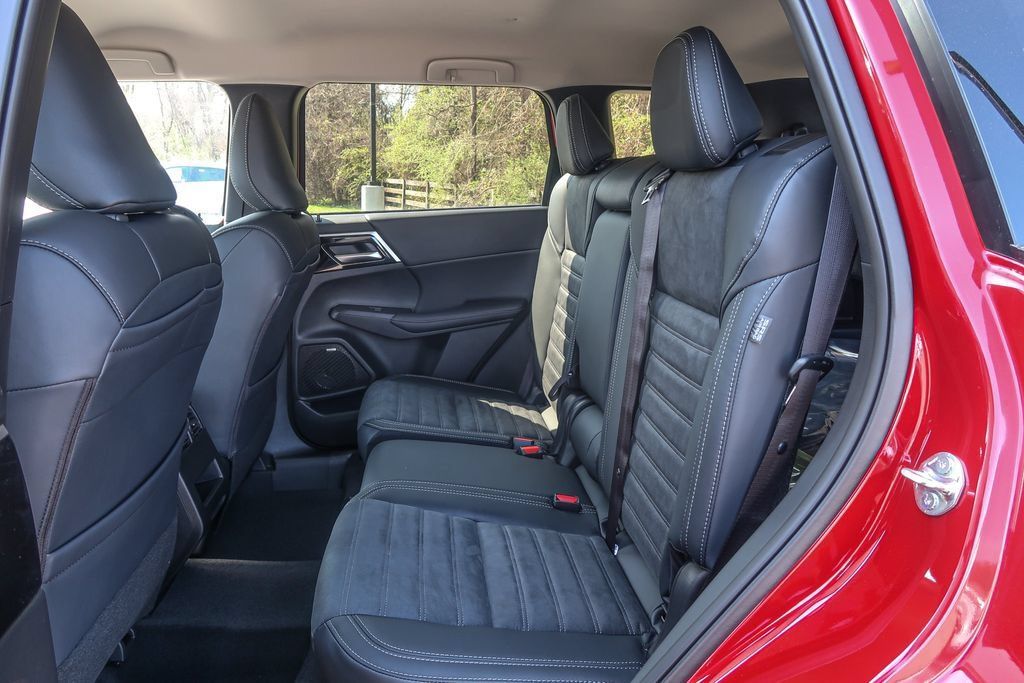 2026 Mitsubishi Outlander SE 2.5 S-AWC