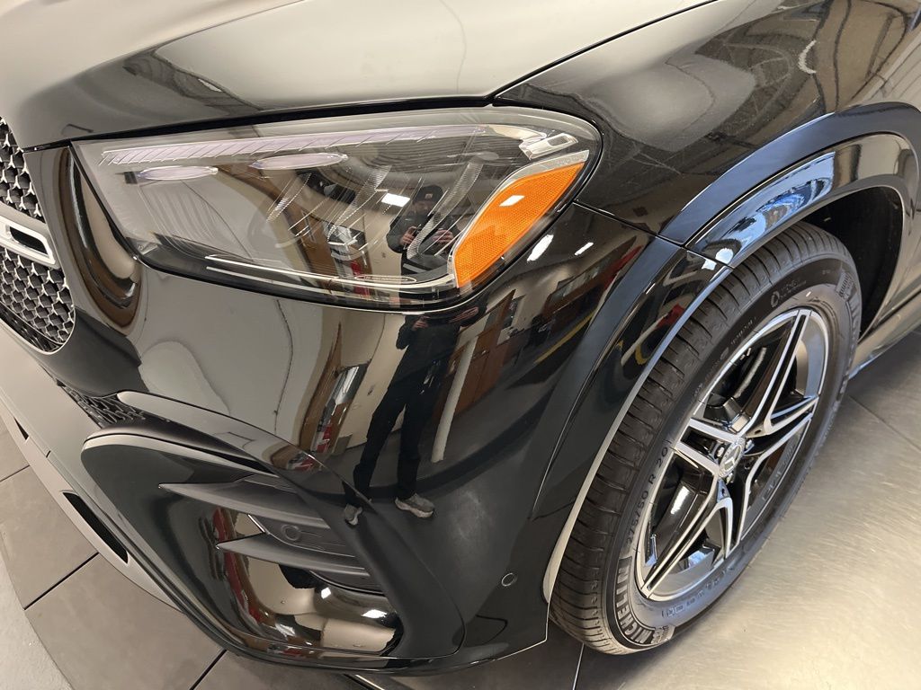 Thumbnail: 2026 Mercedes-Benz GLE - 9