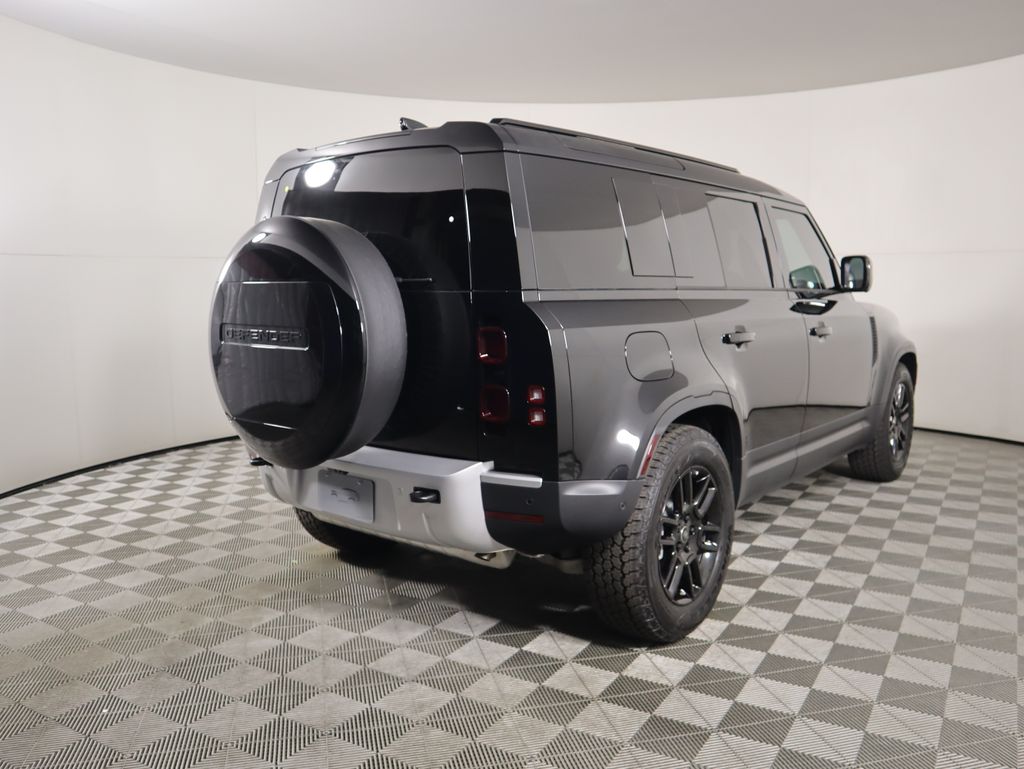 Thumbnail: 2025 Land Rover Defender - 5