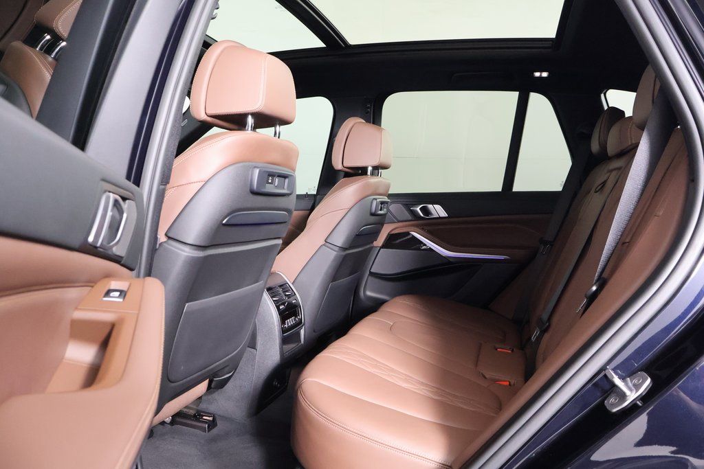 Thumbnail: 2020 BMW X5 - 9