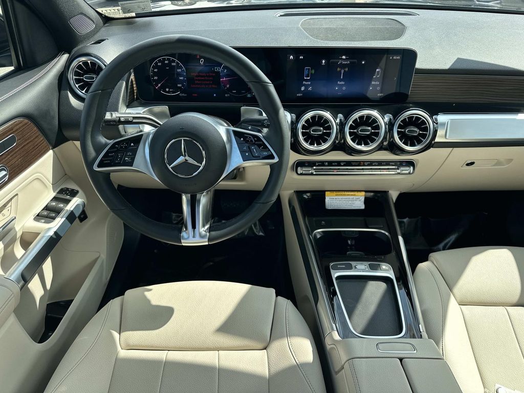 Thumbnail: 2026 Mercedes-Benz GLB - 19