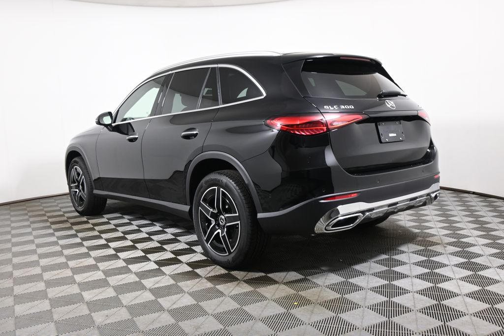 Thumbnail: 2027 Mercedes-Benz GLC - 5