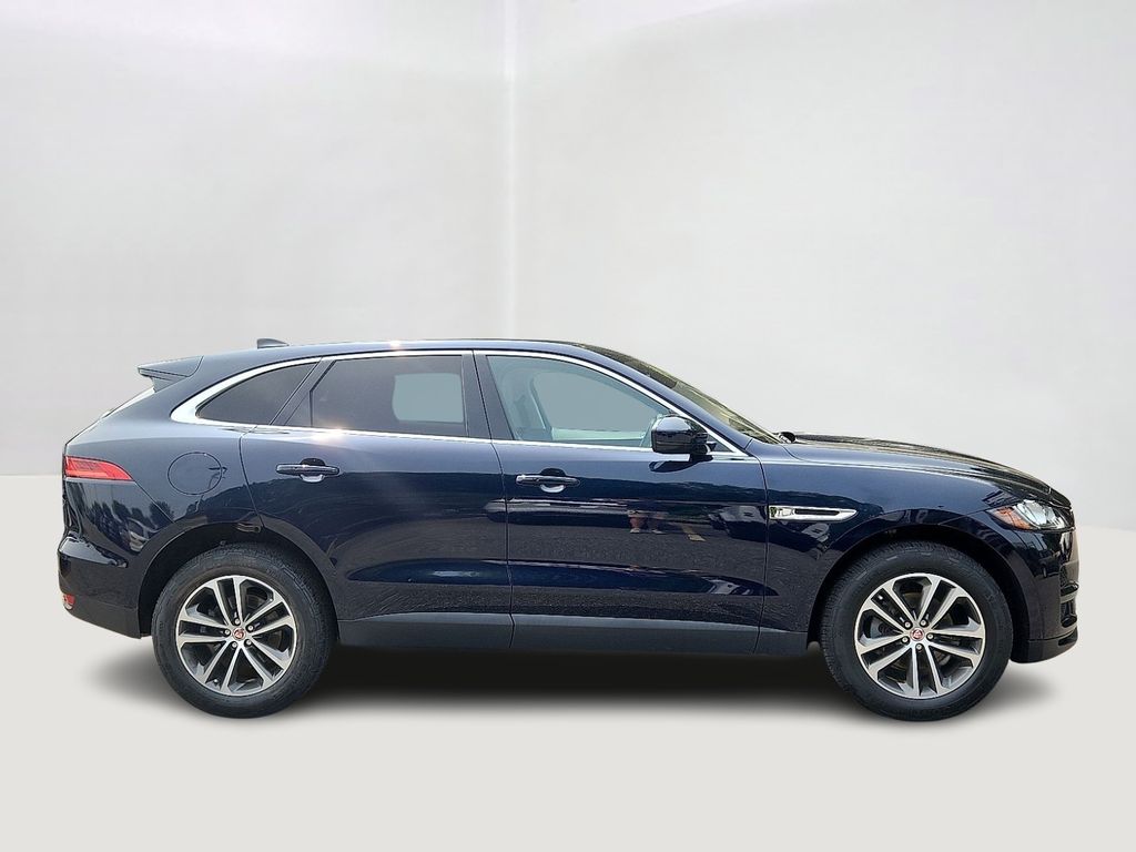 Thumbnail: 2020 Jaguar F-Pace - 4