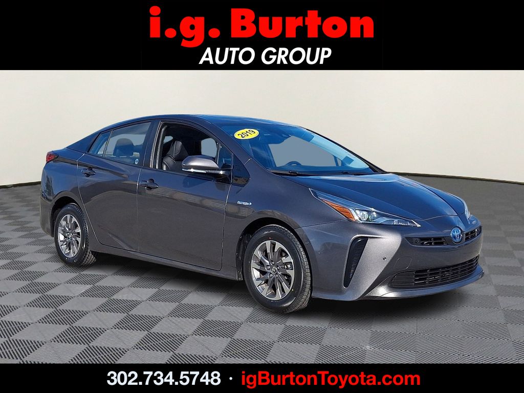 2019 Toyota Prius XLE FWD