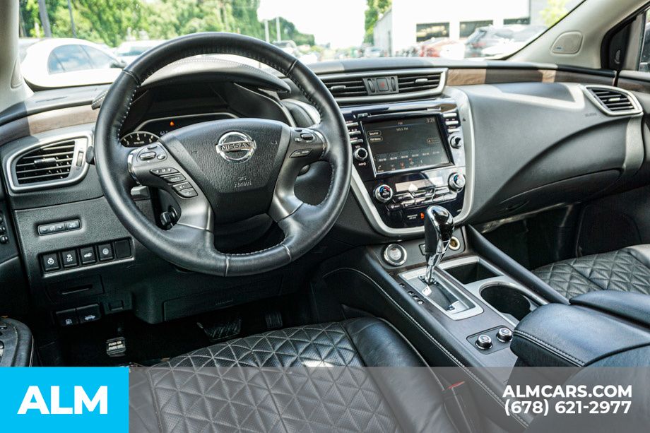 Used 2020 White Nissan Platinum image 28