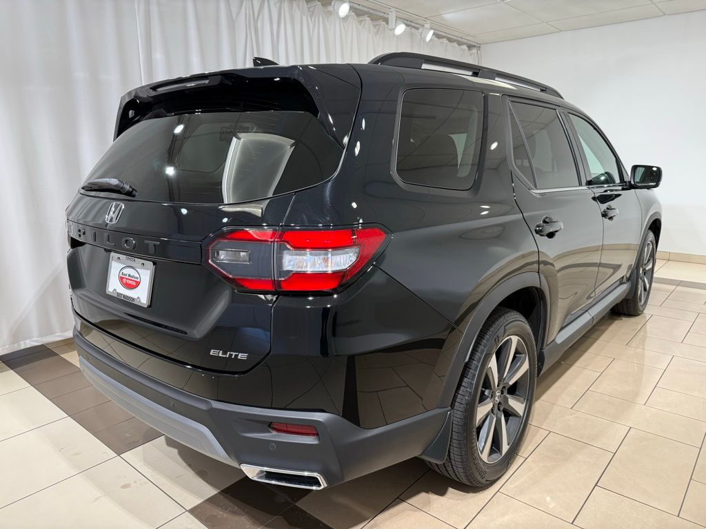 Thumbnail: 2025 Honda Pilot - 5