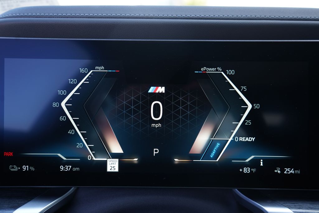 2025 BMW i7 xDrive60 17