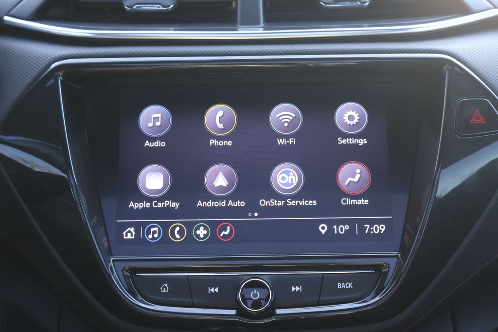 Thumbnail: 2023 Chevrolet TrailBlazer - 18