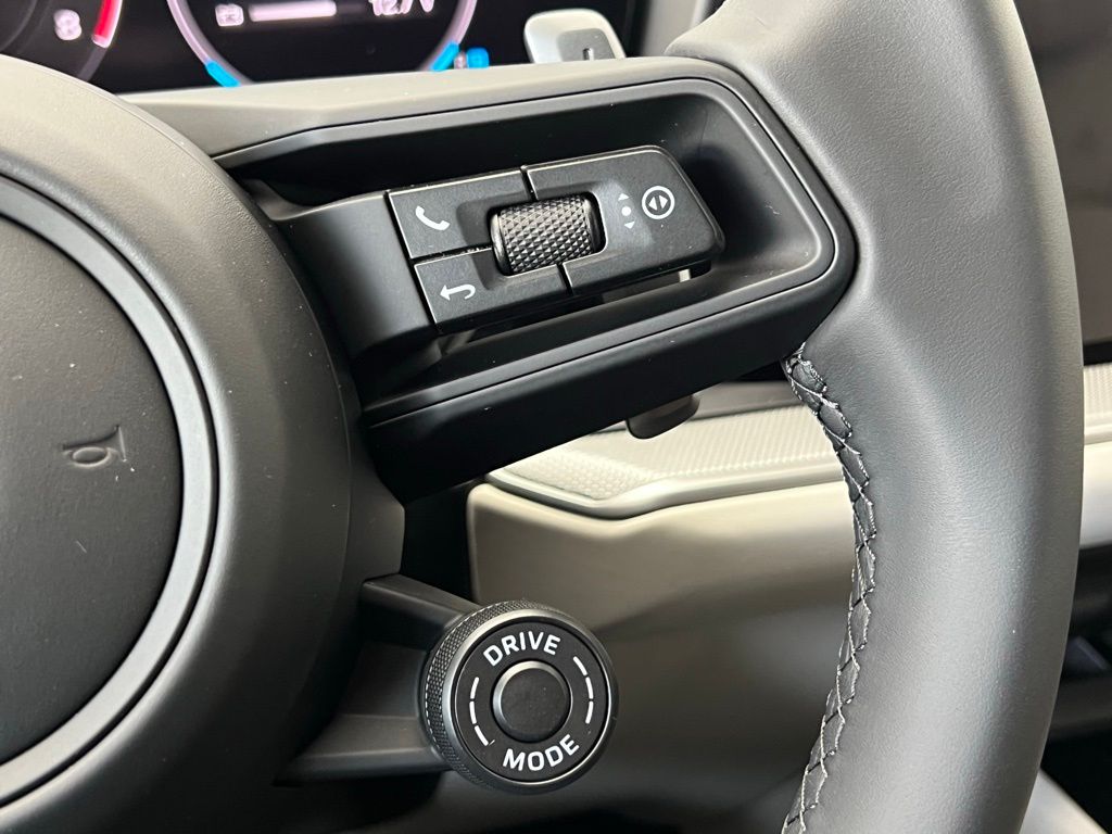 Thumbnail: 2026 Porsche  - 9