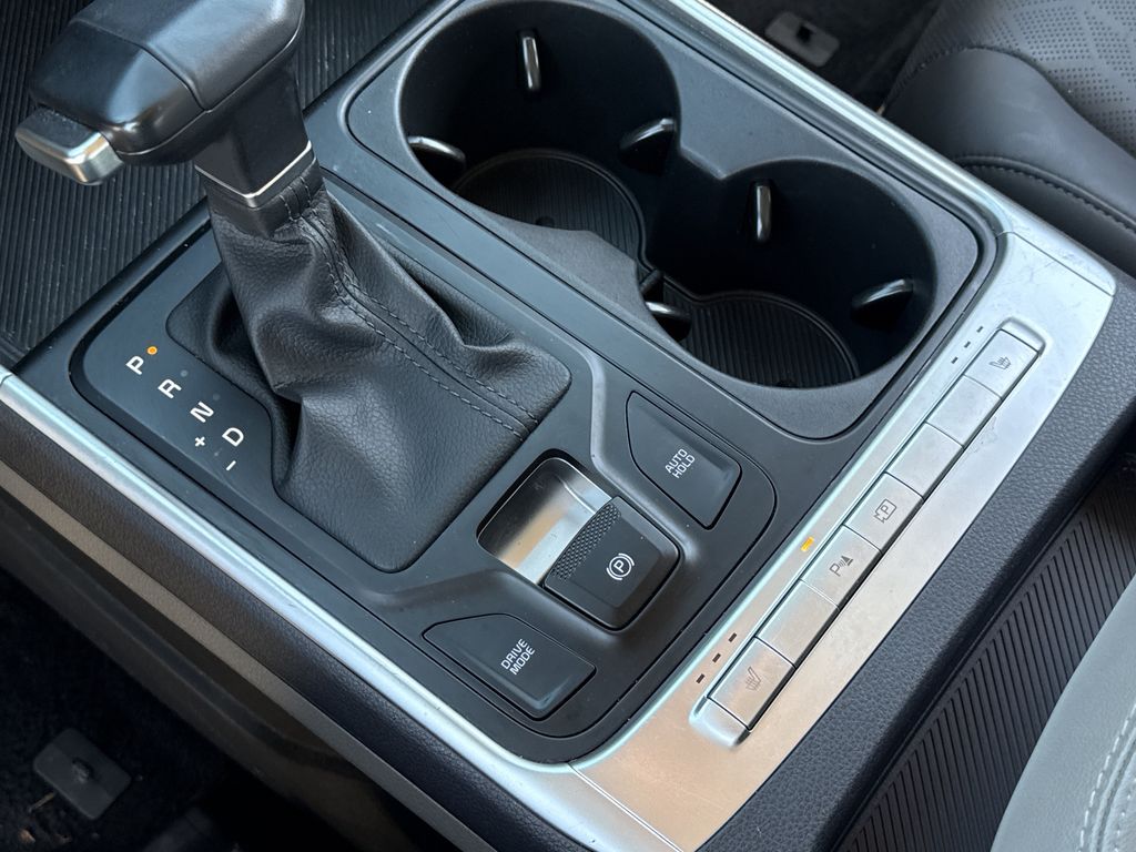 Used 2026 Kia Carnival Van