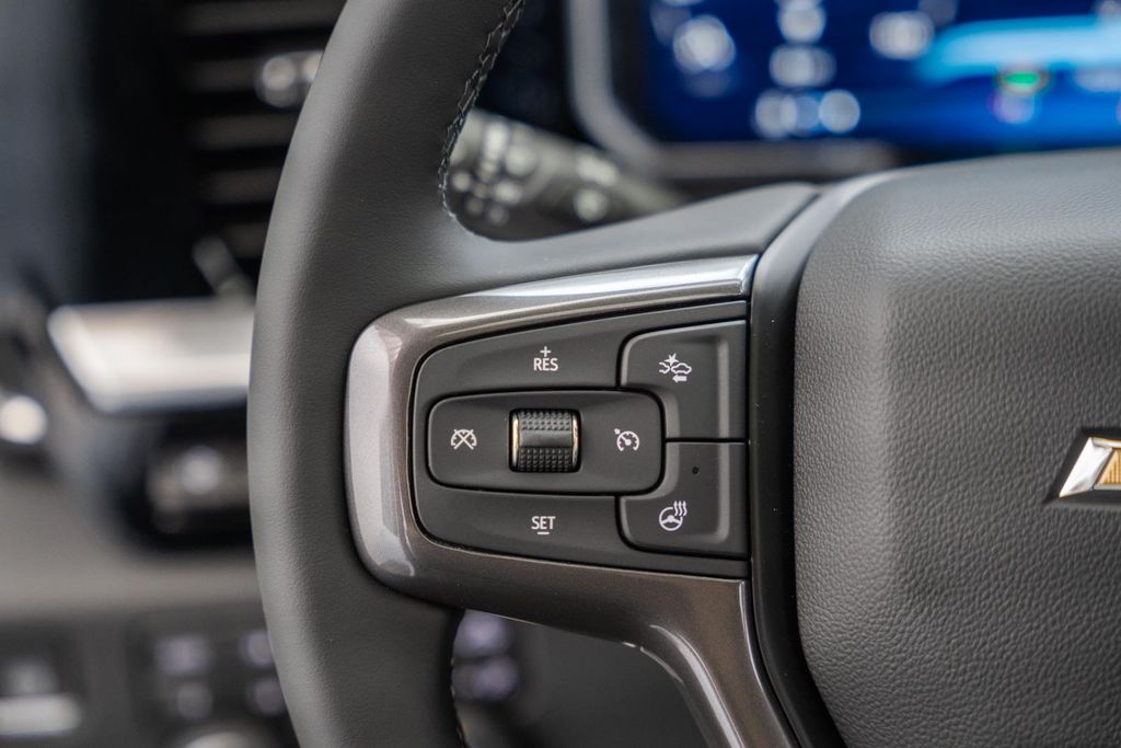 ChevroletSilverado 2500HD35