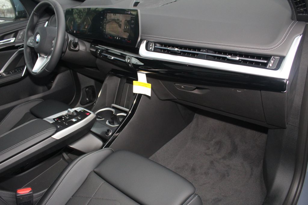 2026 BMW X1 28i - Photo 23