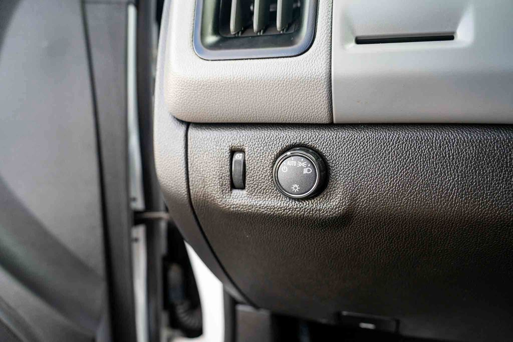 Used Car 2022 Chevrolet Colorado  Work Truck For Sale Under $20,000 In Austin, Texas