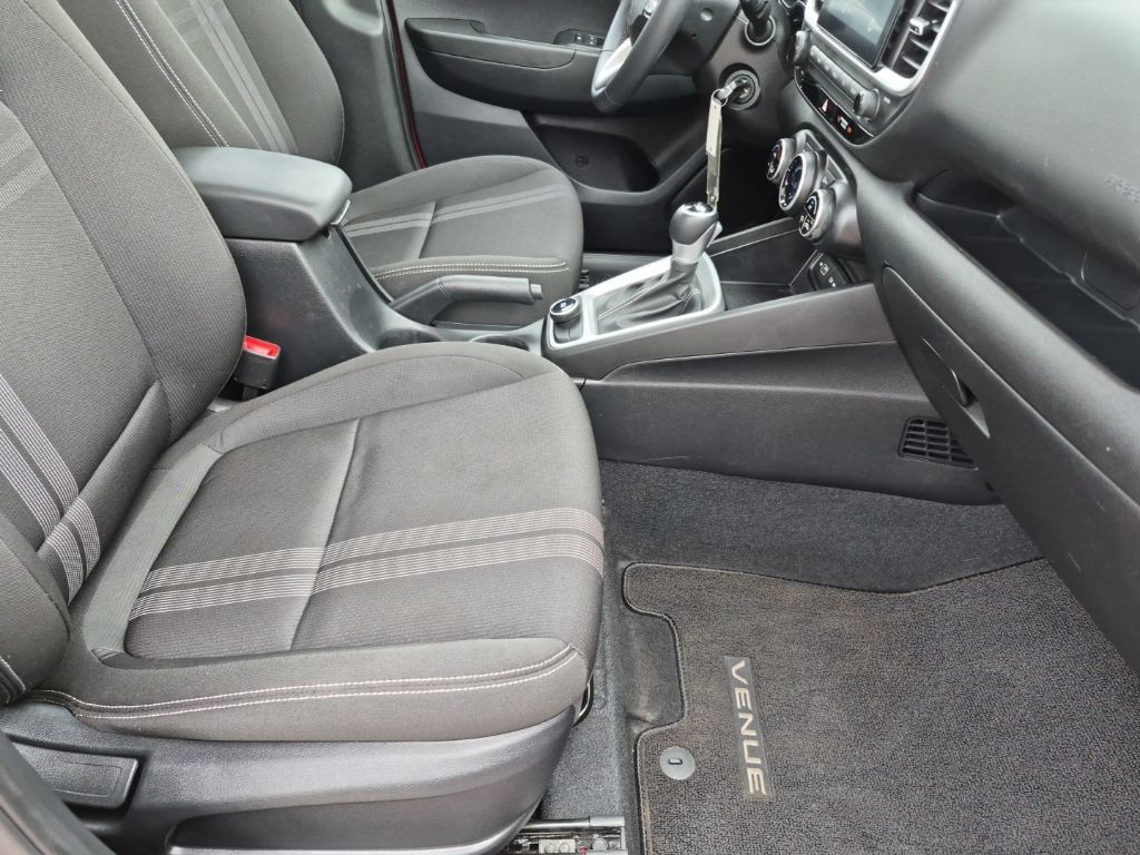 Used Car 2022 Hyundai Venue  Sel For Sale Under $20,000 In Austin, Texas