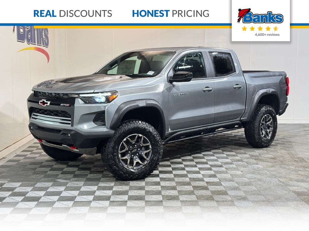 Sterling Gray Metallic 2026 Chevrolet Colorado Pickup Truck Four-Wheel Drive 8-Speed Automatic