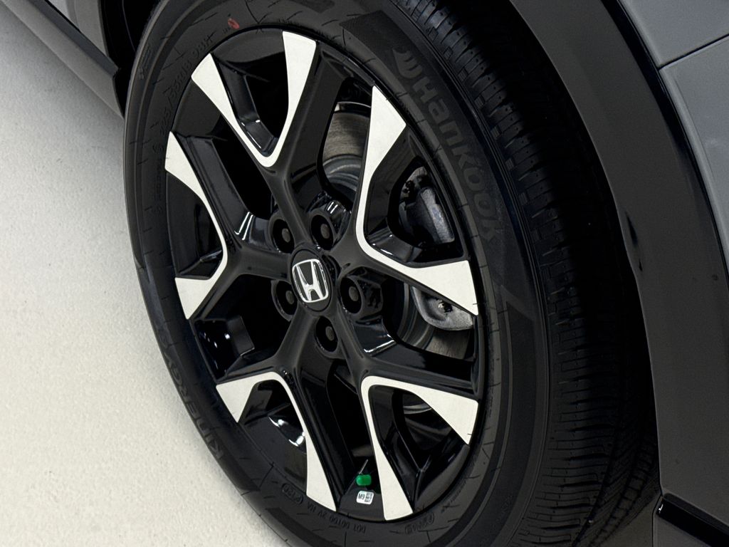 New 2027 Gray Honda EX-L image 10