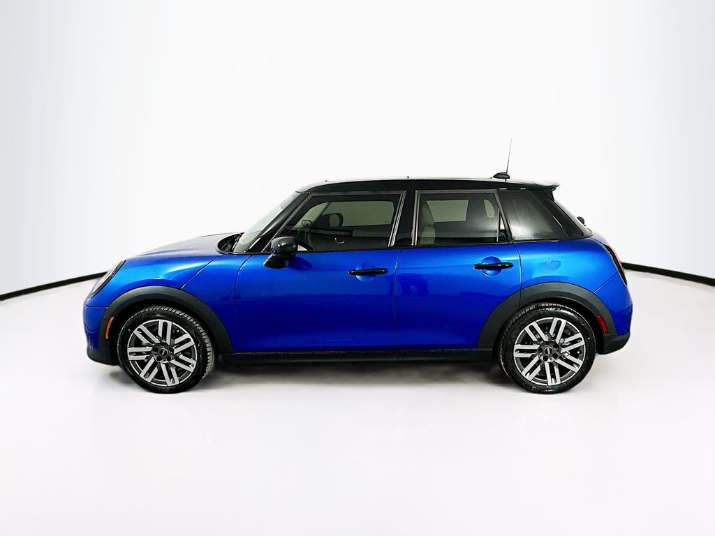 2025 MINI Cooper Hardtop S 8