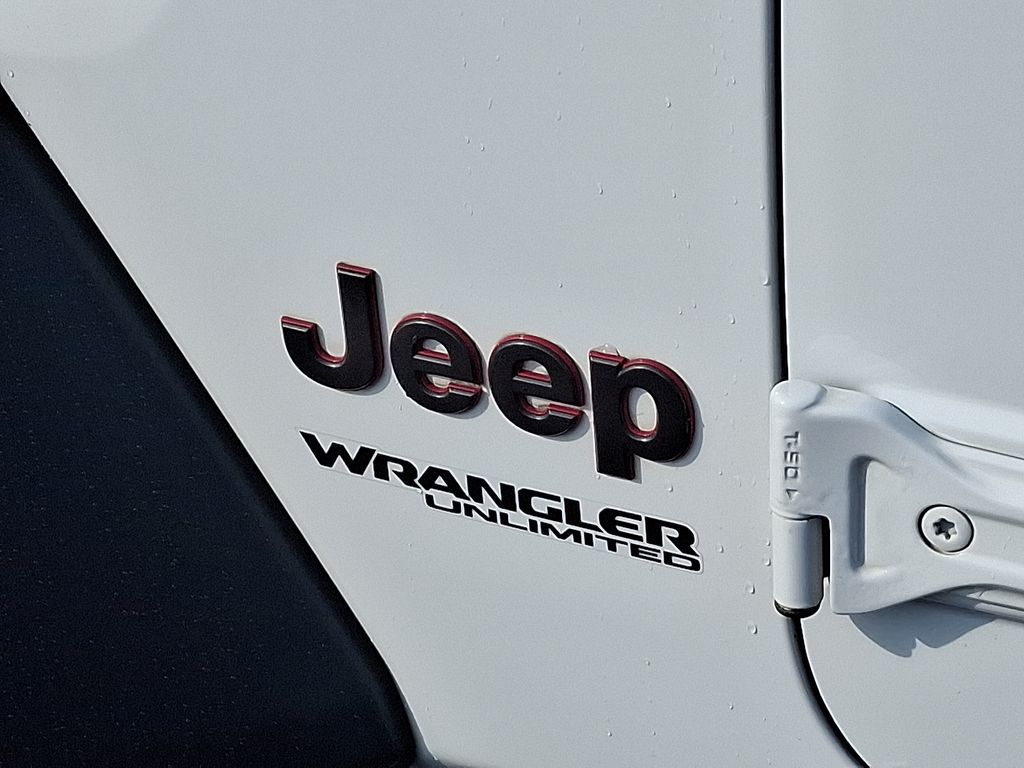 Thumbnail: 2018 Jeep Wrangler - 30