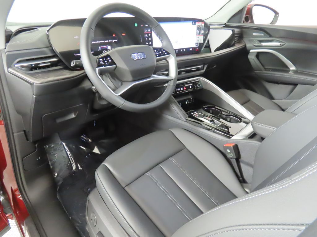 Thumbnail: 2025 Audi Q5 - 25