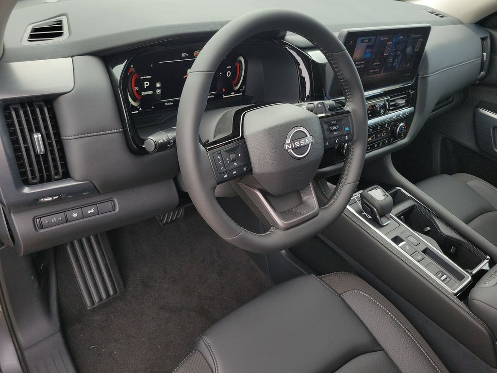 new 2026 Nissan Pathfinder car, priced at $38,174