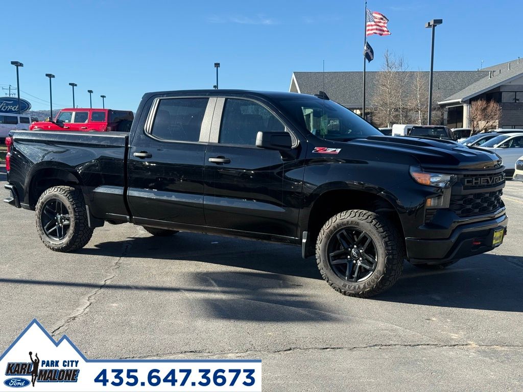 2023 Chevrolet Silverado 1500 Custom Trail Boss Crew Cab 4WD