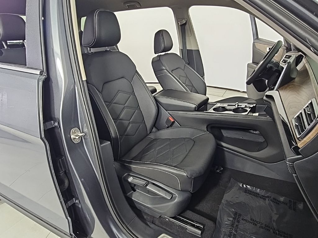 Thumbnail: 2024 Volkswagen Atlas - 18