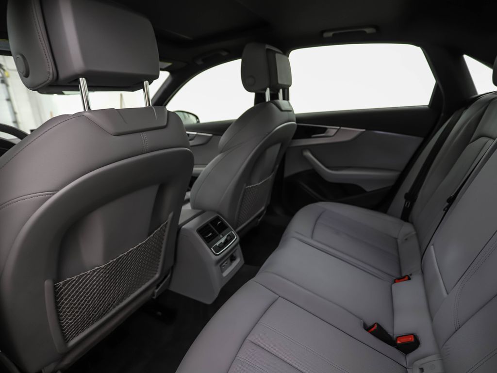 Thumbnail: 2022 Audi A4 - 20