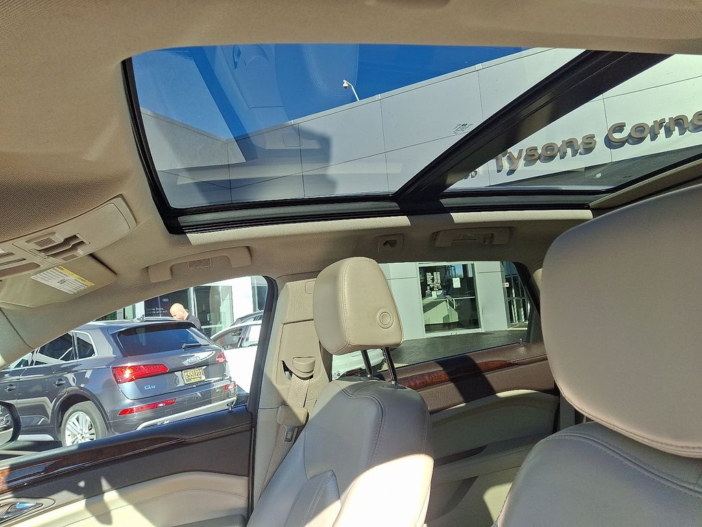 Thumbnail: 2015 Cadillac SRX - 14