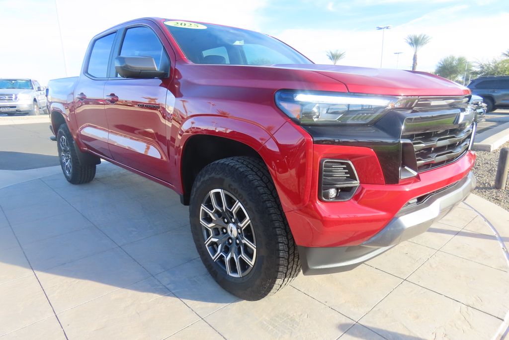 Thumbnail: 2025 Chevrolet Colorado - 3