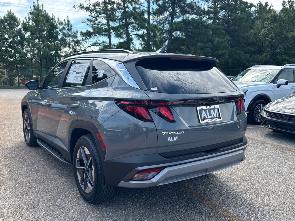 2025 Hyundai Tucson SEL photo 2