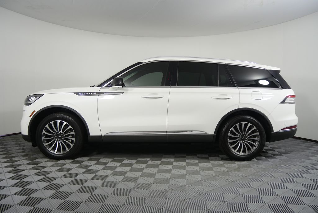 Thumbnail: 2022 Lincoln Aviator - 6