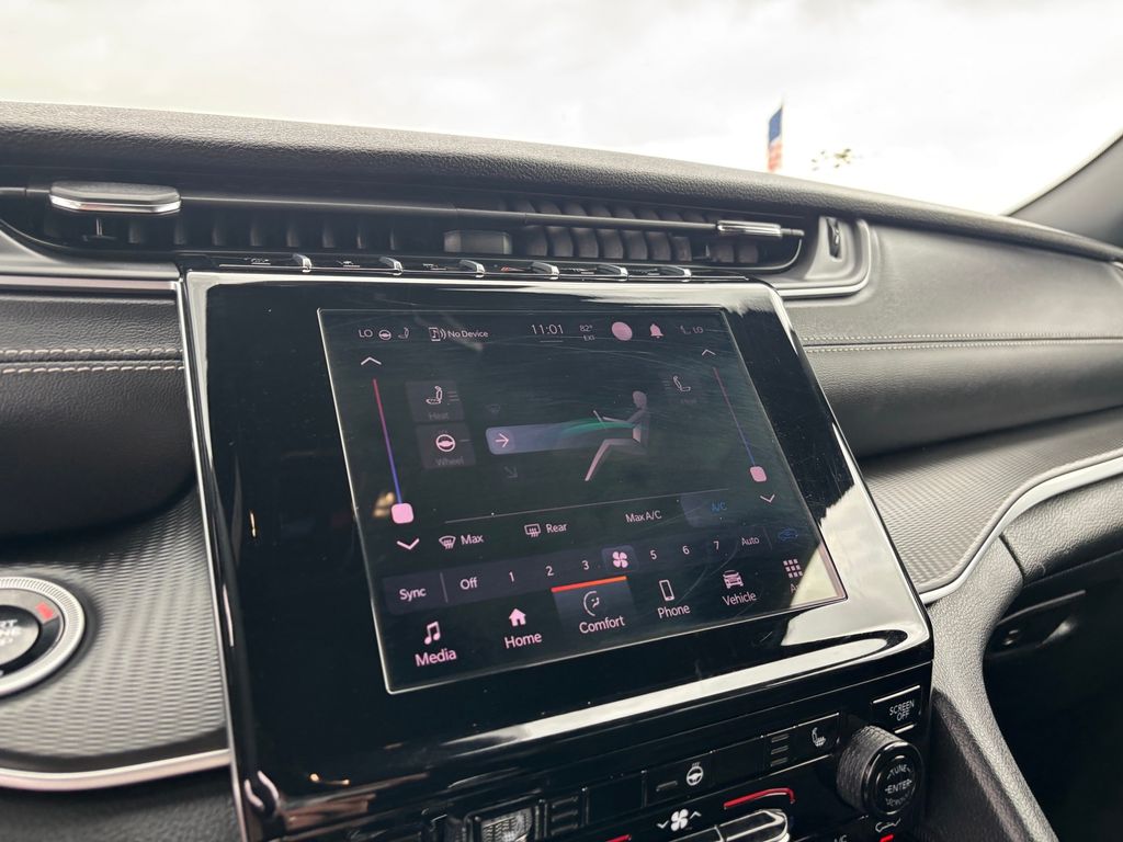 Used Car 2025 Jeep Grand Cherokee  Altitude For Sale Under $40,000 In Austin, Texas