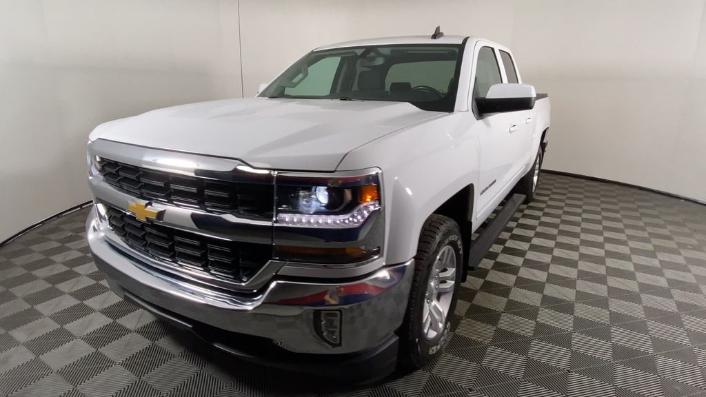 2018 Chevrolet Silverado 1500 LT 3