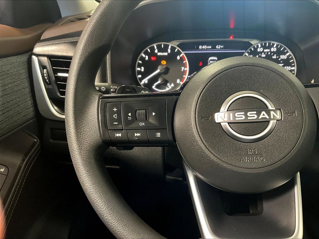 2023 Nissan Rogue — photo 22