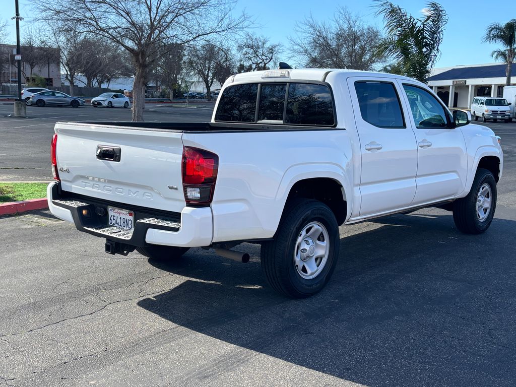 Thumbnail: 2022 Toyota Tacoma - 5