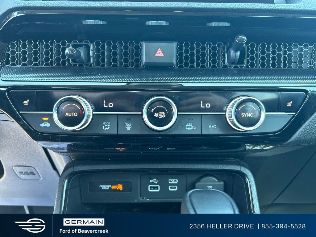 Used 2023 White Honda EX-L image 20