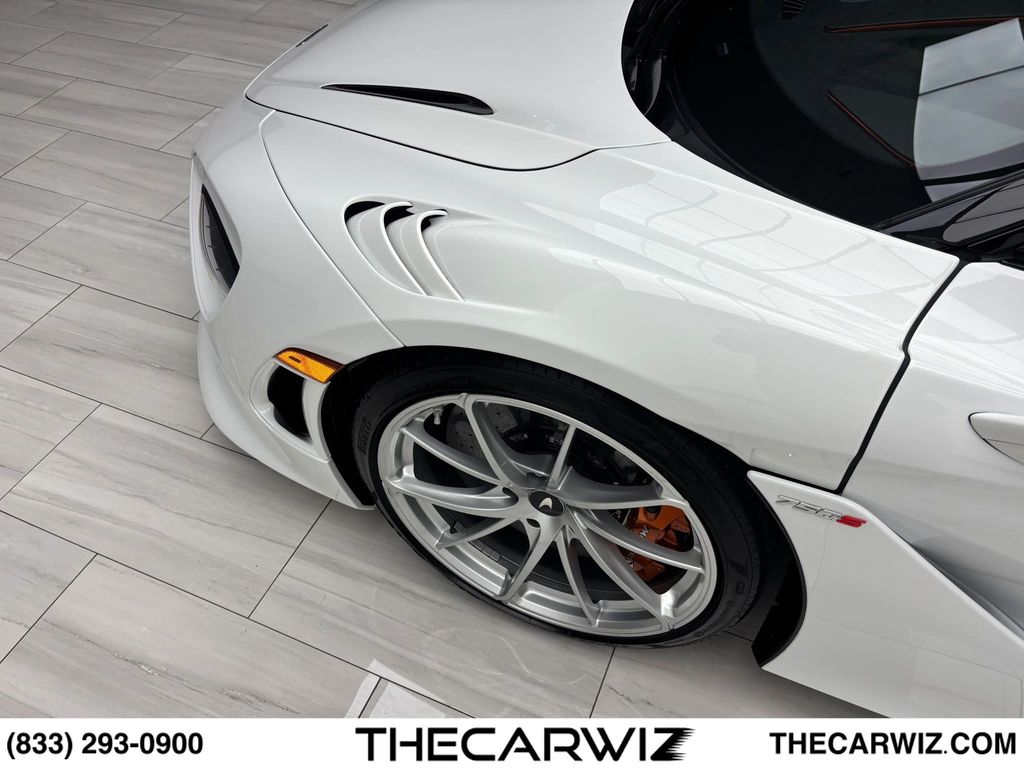 2024 McLaren 750S