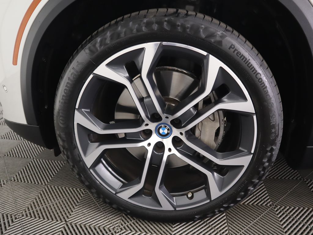 Thumbnail: 2022 BMW X5 - 30