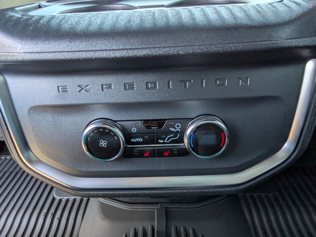 2026 Ford Expedition Max Platinum MAX