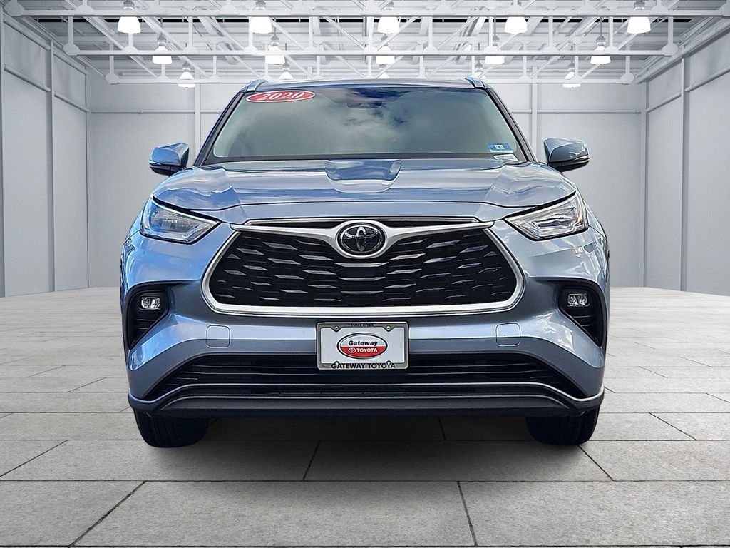 Thumbnail: 2020 Toyota Highlander - 2