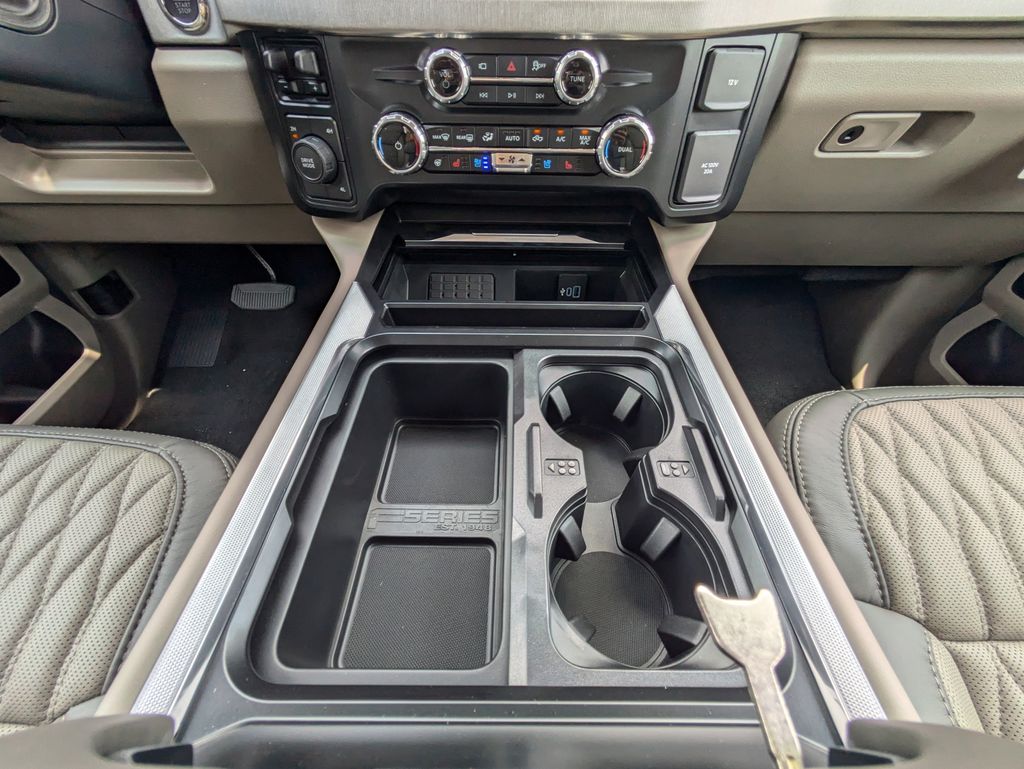 2026 Ford F-350 Super Duty Platinum