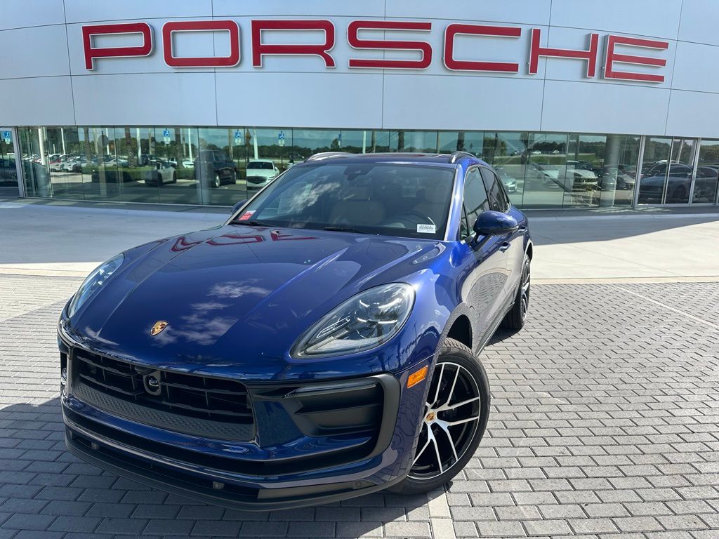 2025 Porsche Macan  -
                Davie, FL