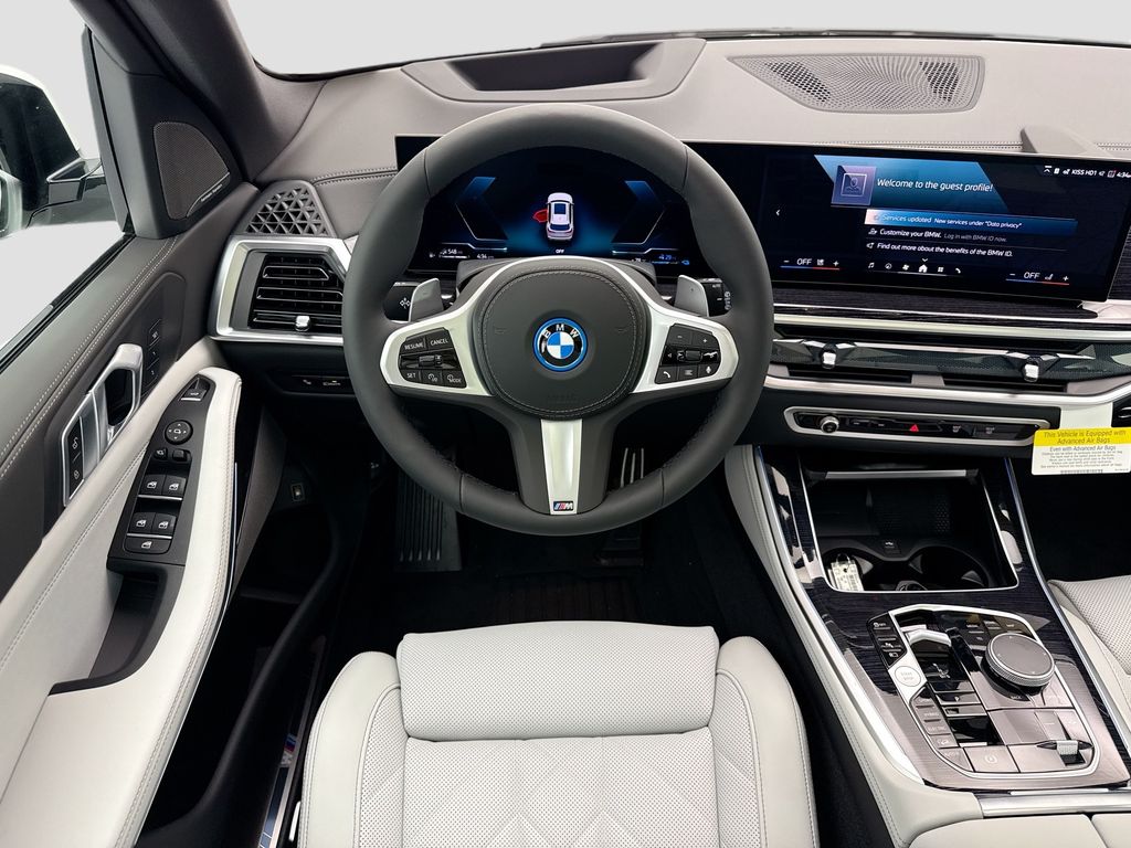 Thumbnail: 2026 BMW X5 - 10
