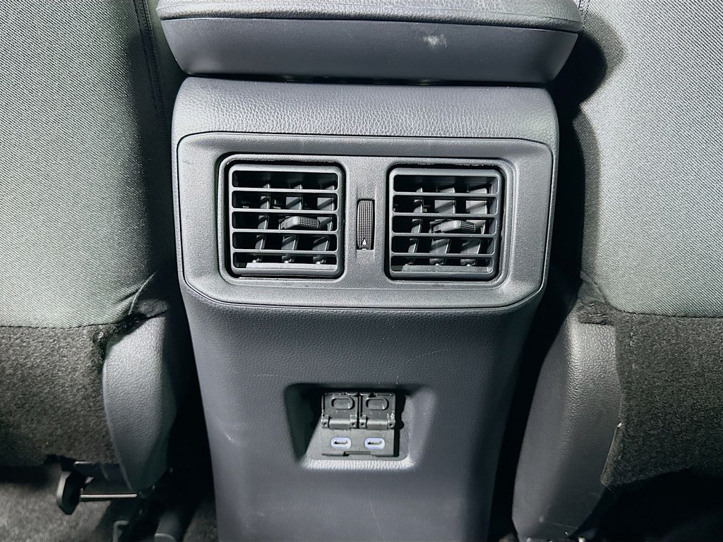 Thumbnail: 2025 Toyota RAV4 - 24