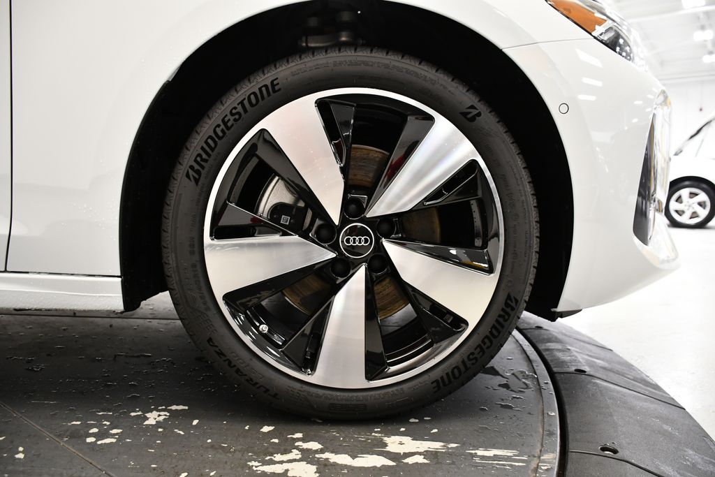 Thumbnail: 2025 Audi A5 - 16