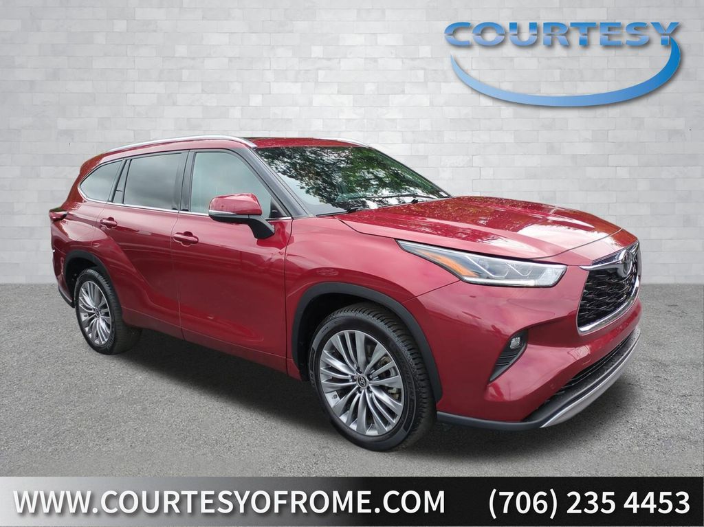 Red (Ruby Flare Pearl) 2021 Toyota Highlander SUV / Crossover Front-Wheel Drive 8-Speed Automatic